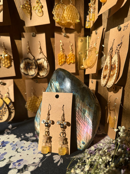 Honey Jar Earrings with Gold Bee