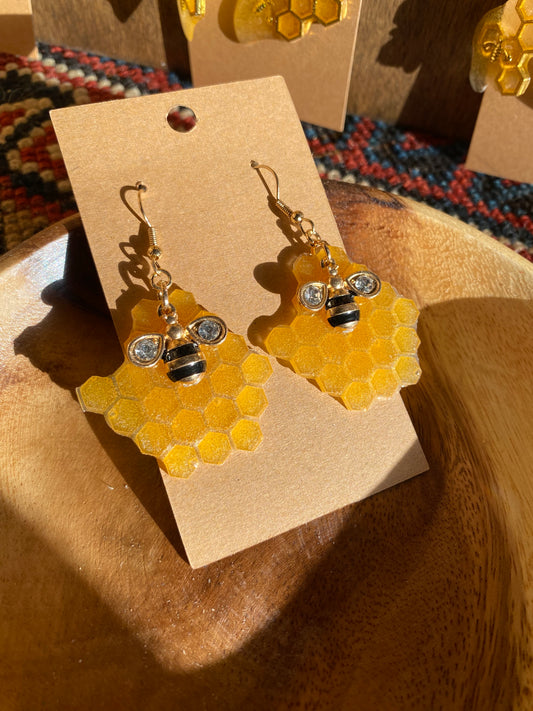 Honeycomb earrings with gold bee